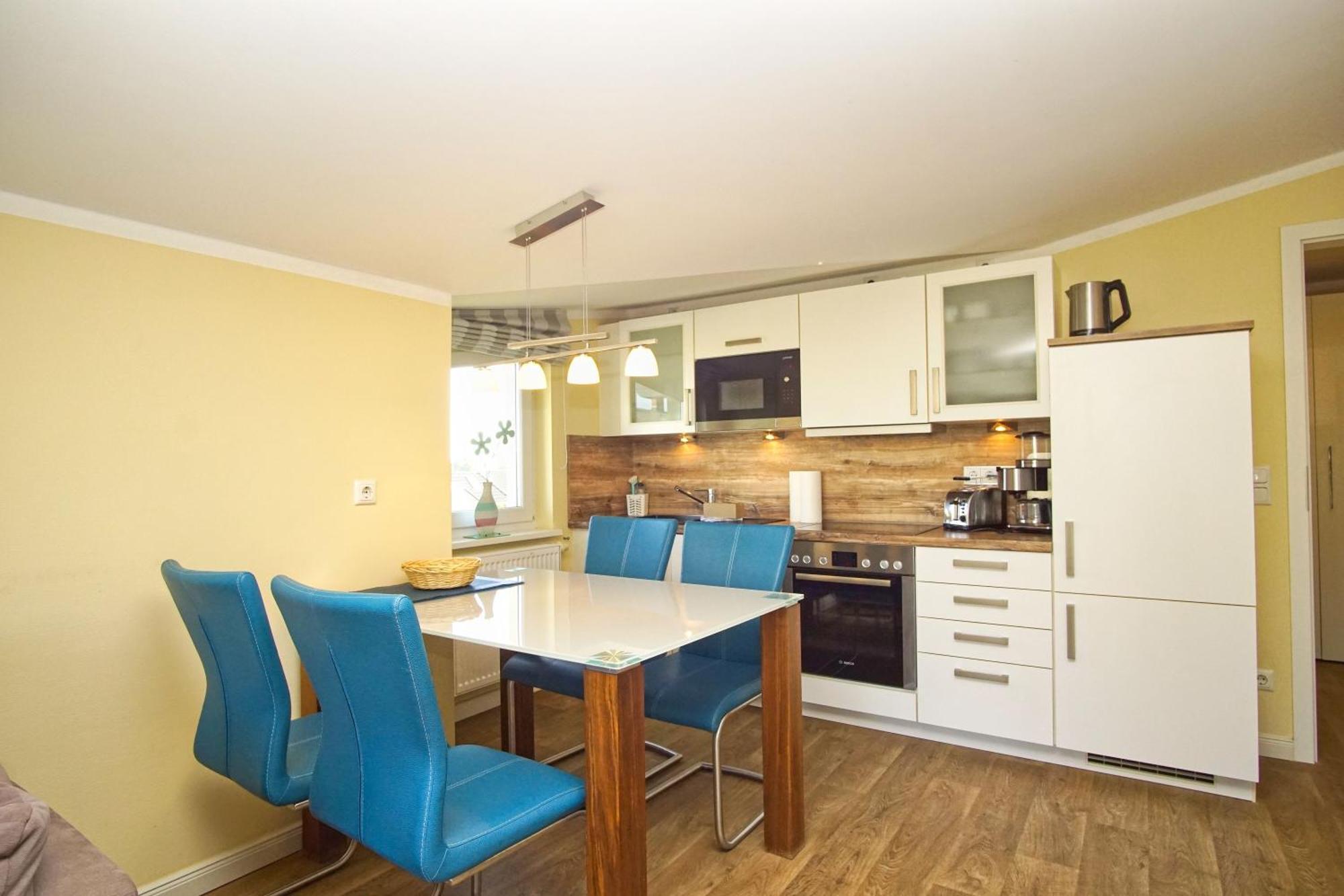 Balkon, Gratis Nutzung Vom Ahoi Erlebnisbad Und Sauna In Sellin- Meeresblick Fewo 59 괴렌 외부 사진